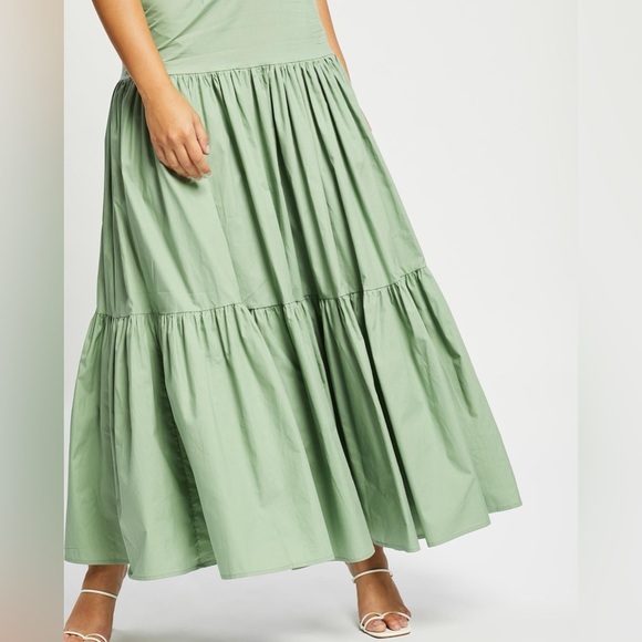 Runaway The Label Ayla Sage Green Crop Top & Maxi Skirt Set - Size Medium, US 6 - Picture 13 of 14